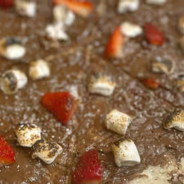 Nutella Pizza 8".
